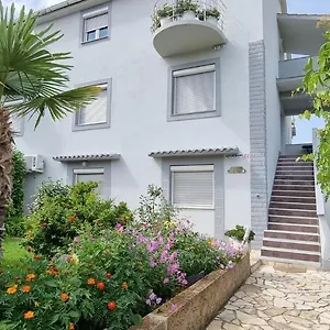 Apartmán Bella Nina, Šilo